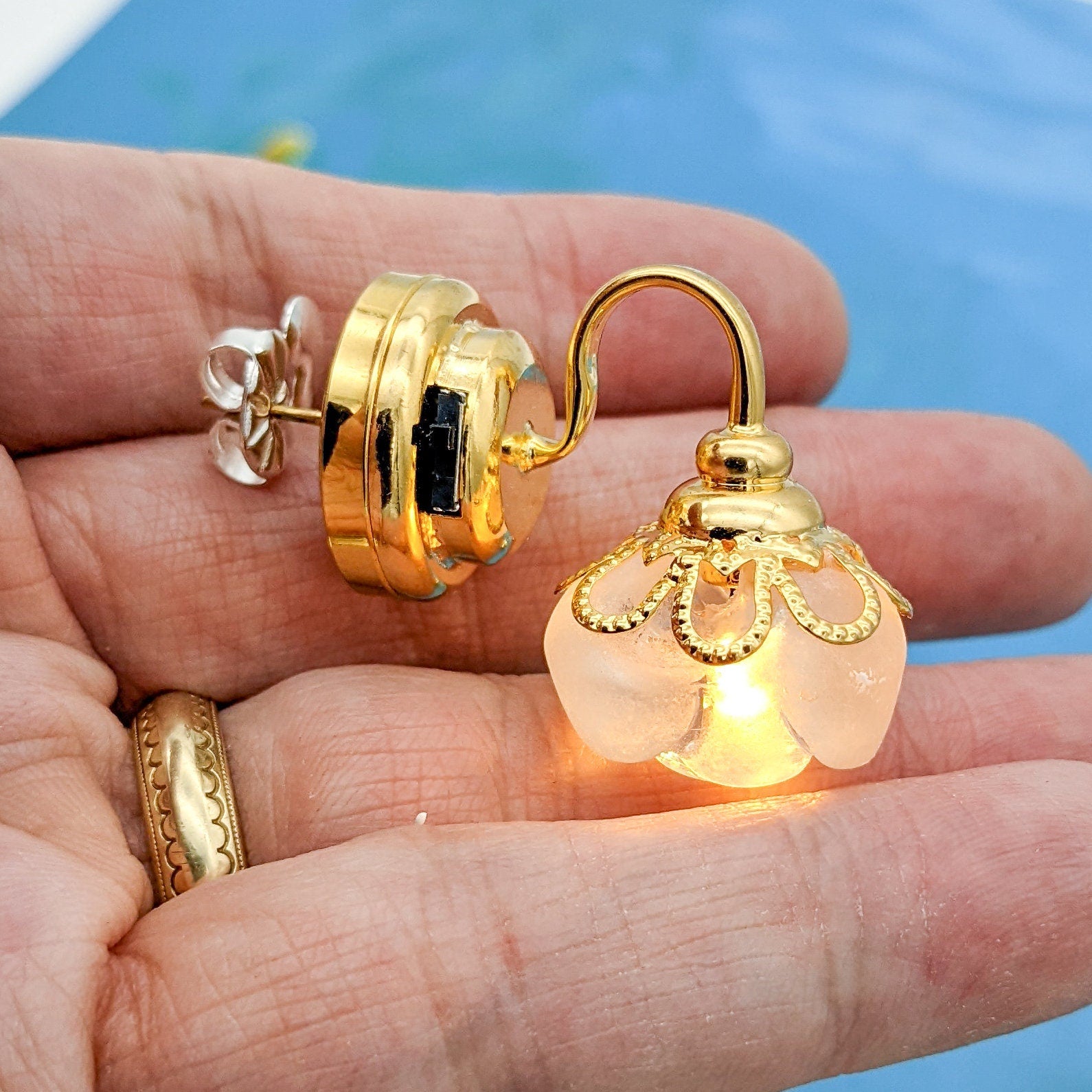 Light up hot sale stud earrings